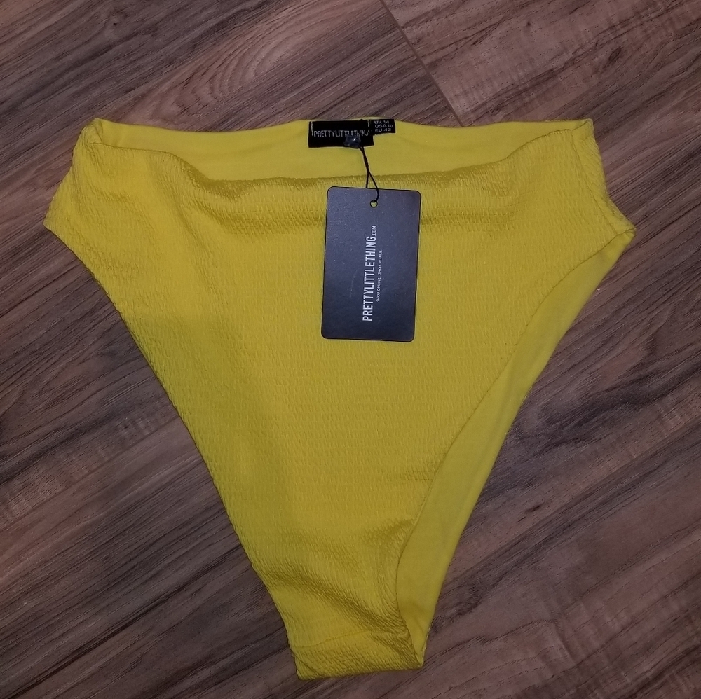 NWT. Pretty Little Things Bikini Bottom